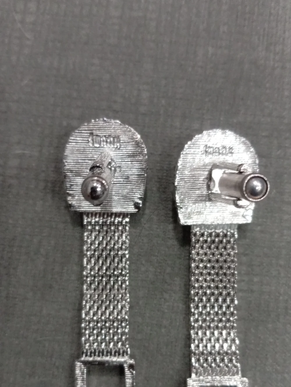 Silver Men’s Textured Clip-On Cufflinks - Silver